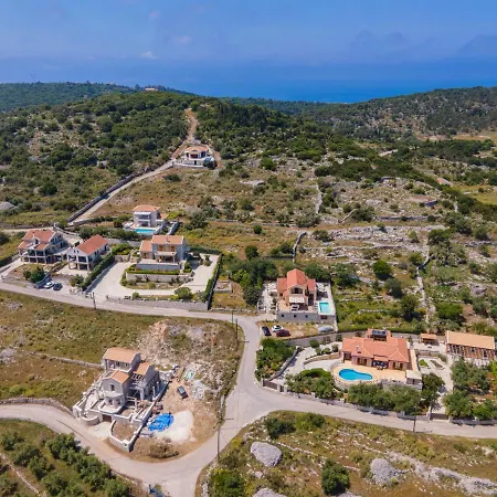 Guiscardos Luxury Villa