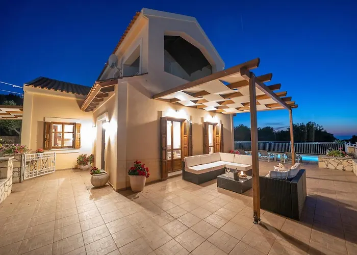 Guiscardos Luxury Villa